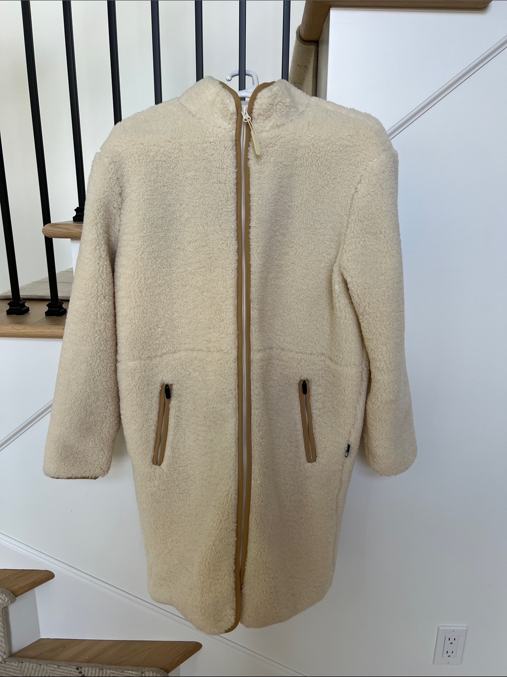 Backcountry Women's Cream Sherpa Zip-Up Coat, Small